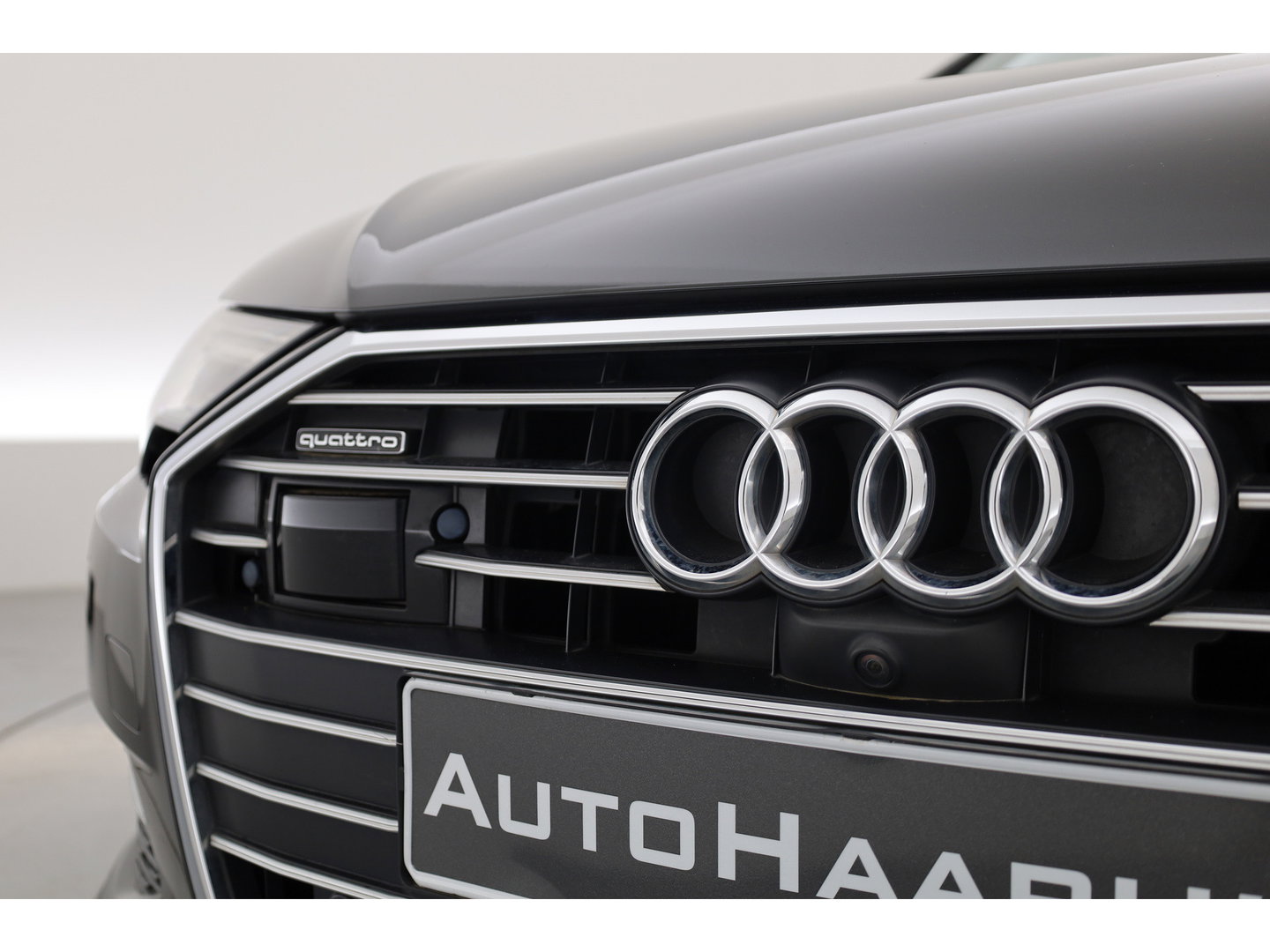 Audi A6 Avant 40 TDI quattro S line | Dig. Cockpit | Standkachel | Elek. Trekhaak | Adapt. Cruise | 360cam | Apple CarPlay & Android Auto