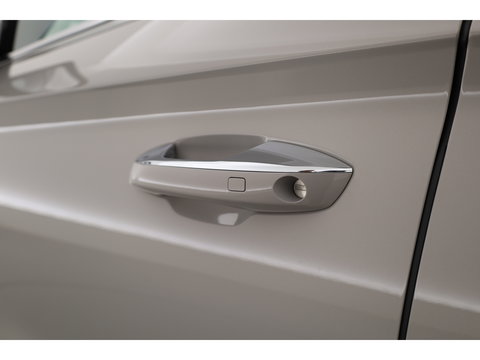 BYD SEAL U 1.5 DM-i FWD Comfort PHEV ( Range 125km ! ) | Pano | HUD | Infinity | 360cam | Stoelventi. | Adapt. Cruise | Memory | Leder | Keyless