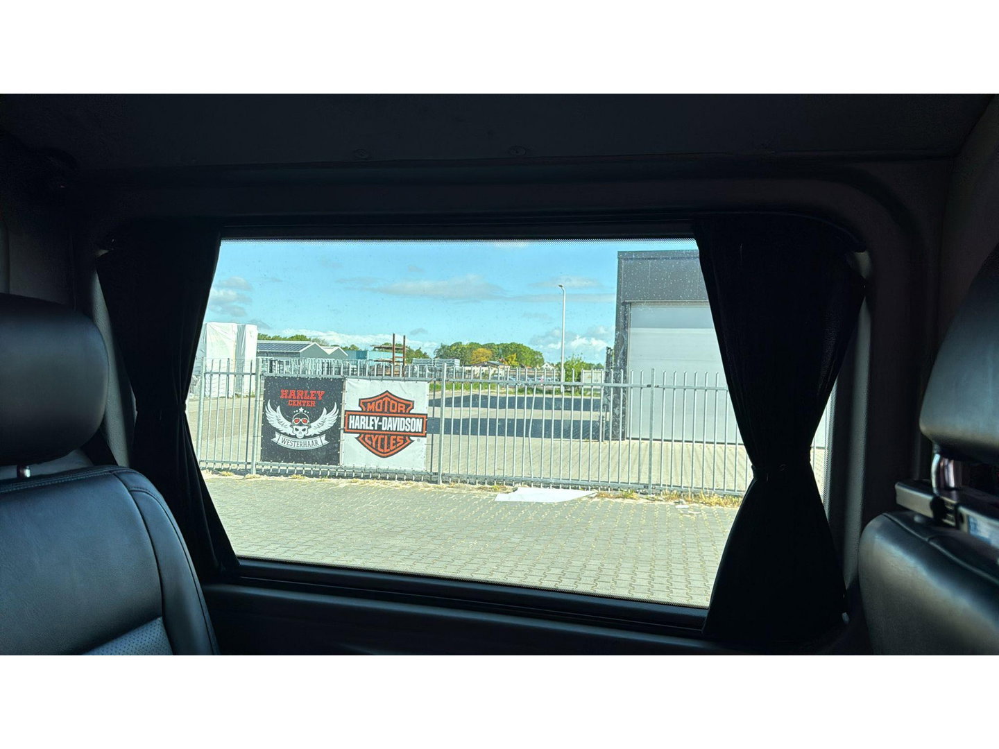 Volkswagen Transporter 2.0 TDI L2H1 DC Comfortline Automaat Leer