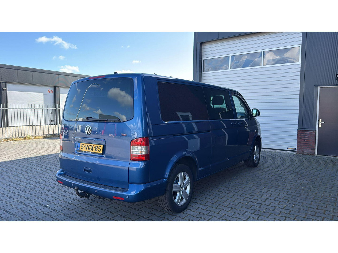 Volkswagen Transporter 2.0 TDI L2H1 DC Comfortline Automaat Leer