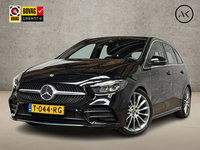 Mercedes-Benz B-Klasse - 180 AMG Sport Automaat (GROOT NAVI, TREKHAAK, LEDER/ALCANTARA, STOELVERWARMING, WIDESCREEN, SPORTSTOELEN, 19'' LM VELGEN, NIEUWE APK, NIEUWSTAAT)