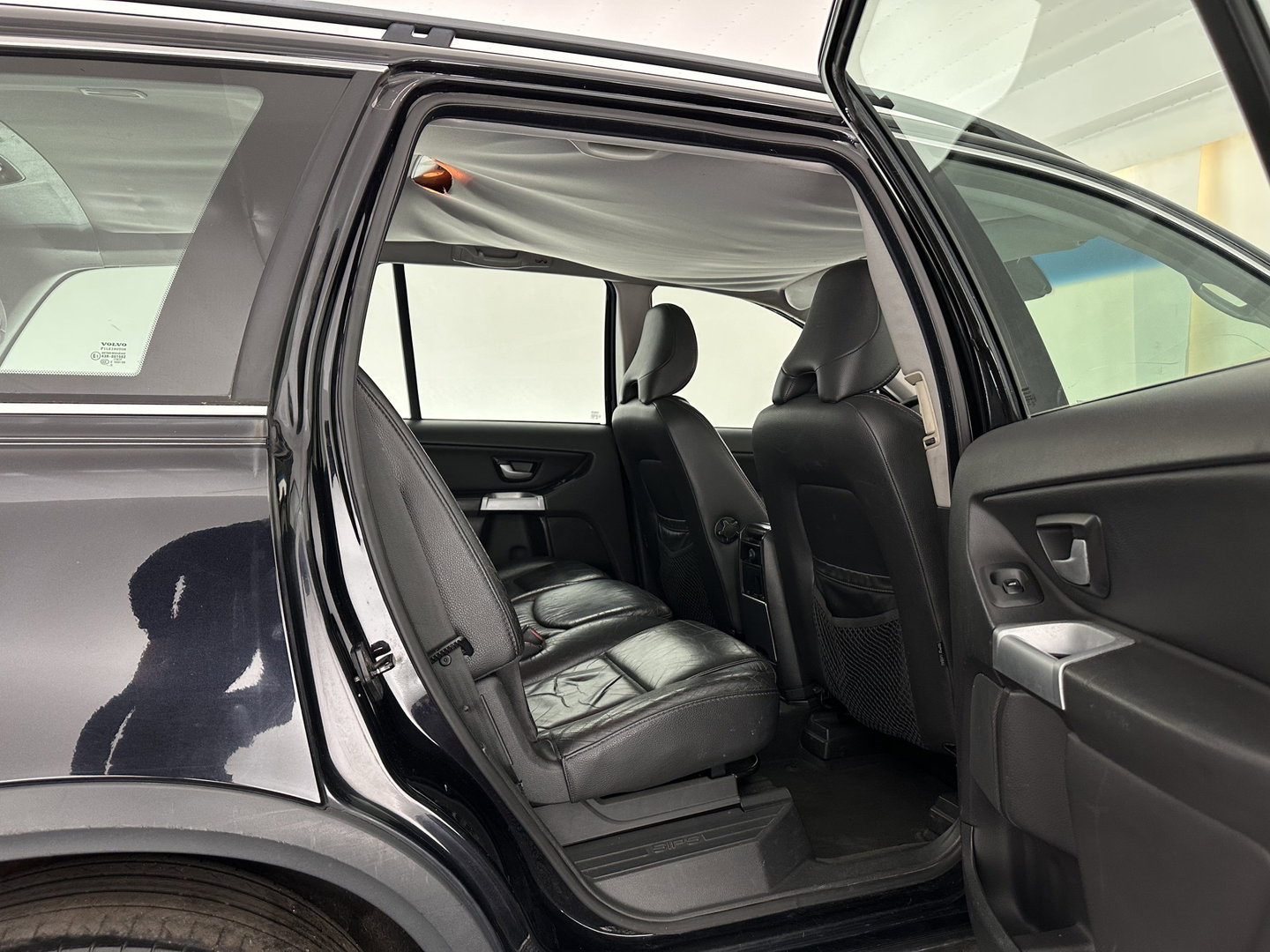 Volvo XC90 2.5 T [ 7-Pers. ] Aut. *LEATHER | NAVI-FULLMAP | MEMORY-PACK | HEATED-COMFORTSEATS | ECC | TOWBAR | PDC | CRUISE | 18''ALU*