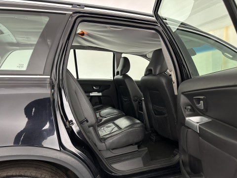 Volvo XC90 2.5 T [ 7-Pers. ] Aut. *LEATHER | NAVI-FULLMAP | MEMORY-PACK | HEATED-COMFORTSEATS | ECC | TOWBAR | PDC | CRUISE | 18''ALU*