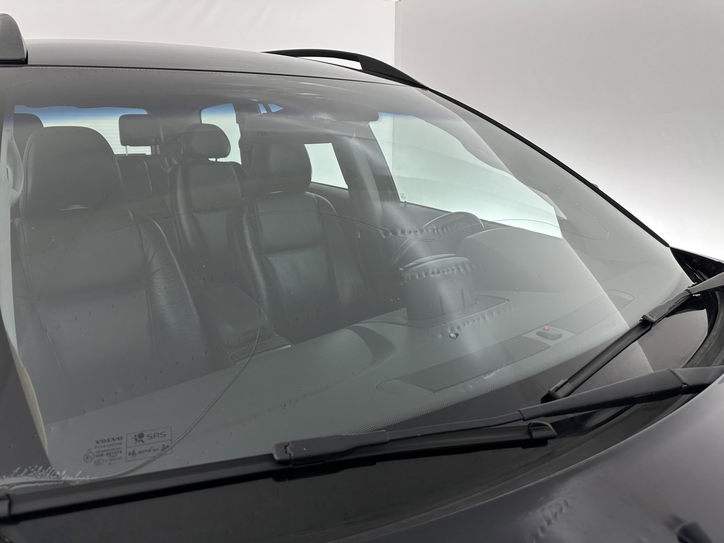 Volvo XC90 2.5 T [ 7-Pers. ] Aut. *LEATHER | NAVI-FULLMAP | MEMORY-PACK | HEATED-COMFORTSEATS | ECC | TOWBAR | PDC | CRUISE | 18''ALU*