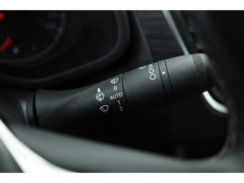 Renault Trafic 2.0 dCi L2H1 N-Connecta | Dubb. Cabine | 6 pers. | Navi | Camera | Trekhaak | Cruise