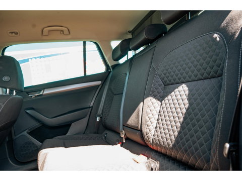 Škoda Superb Combi 1.8 TSI Style Business | TREKHAAK 1800 KG | ADAPTIVE CRUISE