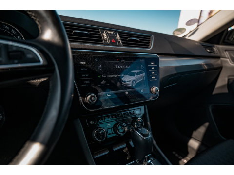 Škoda Superb Combi 1.8 TSI Style Business | TREKHAAK 1800 KG | ADAPTIVE CRUISE