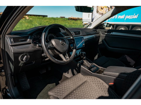 Škoda Superb Combi 1.8 TSI Style Business | TREKHAAK 1800 KG | ADAPTIVE CRUISE