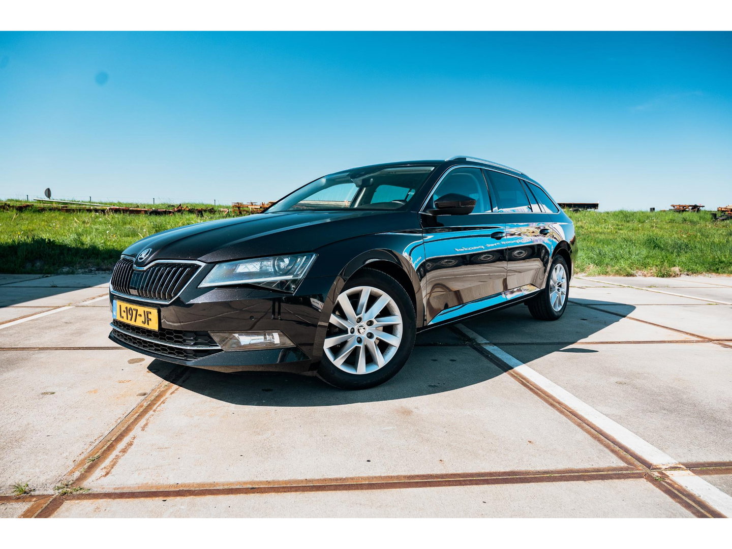 Škoda Superb Combi 1.8 TSI Style Business | TREKHAAK 1800 KG | ADAPTIVE CRUISE