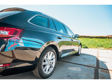 Škoda Superb Combi 1.8 TSI Style Business | TREKHAAK 1800 KG | ADAPTIVE CRUISE