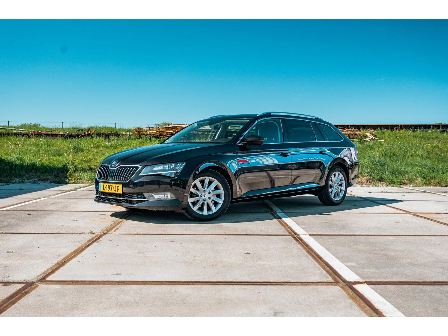 Škoda Superb Combi 1.8 TSI Style Business | TREKHAAK 1800 KG | ADAPTIVE CRUISE