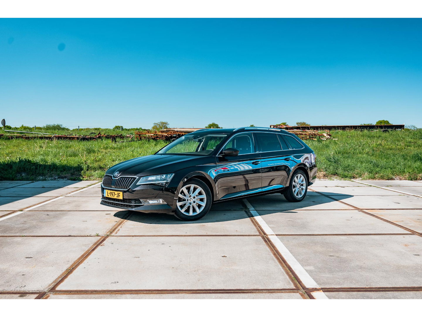 Škoda Superb Combi 1.8 TSI Style Business | TREKHAAK 1800 KG | ADAPTIVE CRUISE