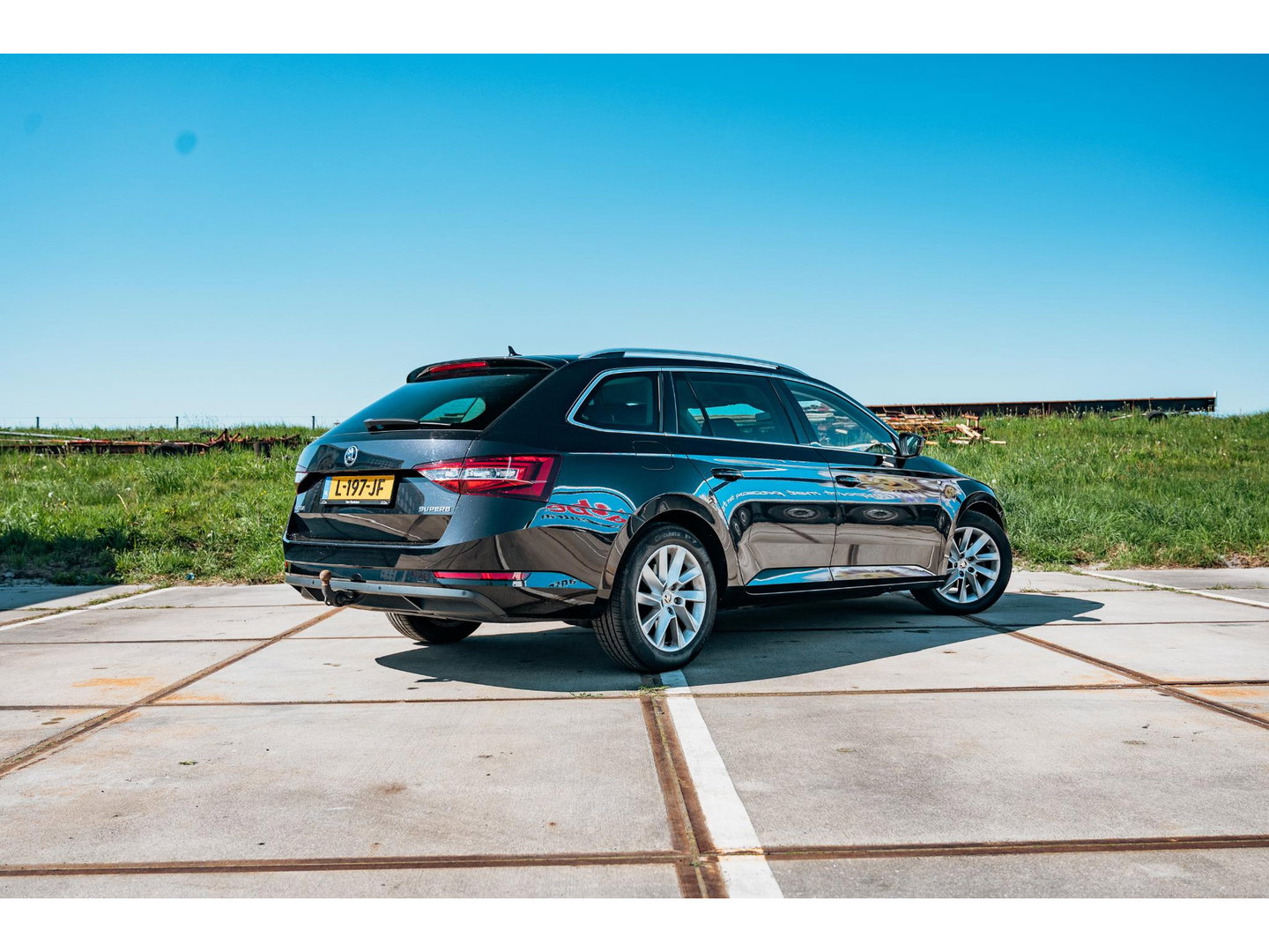 Škoda Superb Combi 1.8 TSI Style Business | TREKHAAK 1800 KG | ADAPTIVE CRUISE