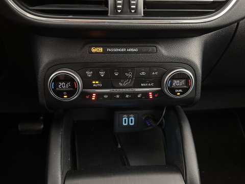 Ford Kuga 2.5 PHEV Vignale (Plug-in) (INCL-BTW) Aut. *LEATHER | ADAPTIVE-CRUISE | FULL-LED | DIGI-COCKPIT | KEYLESS | DAB | CARPLAY | NAVI-FULLMAP | MEMORY-PACK | HEATED-COMFORTSEATS | PRIVACYGLASS | TOWBAR | 18''ALU*