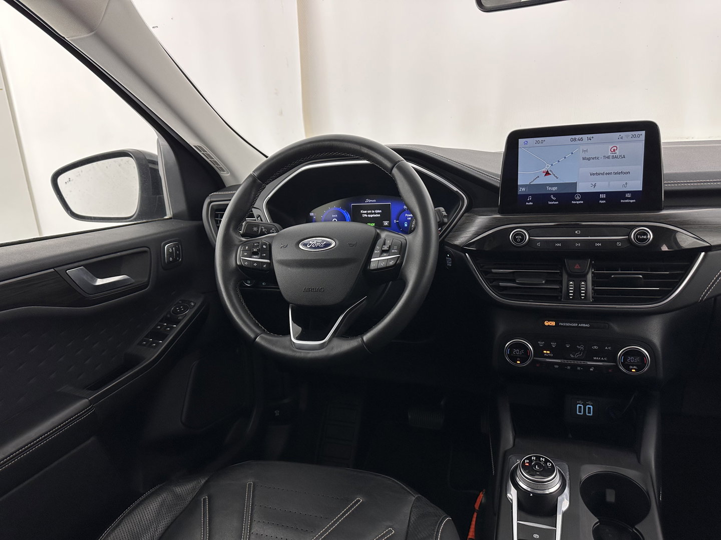 Ford Kuga 2.5 PHEV Vignale (Plug-in) (INCL-BTW) Aut. *LEATHER | ADAPTIVE-CRUISE | FULL-LED | DIGI-COCKPIT | KEYLESS | DAB | CARPLAY | NAVI-FULLMAP | MEMORY-PACK | HEATED-COMFORTSEATS | PRIVACYGLASS | TOWBAR | 18''ALU*