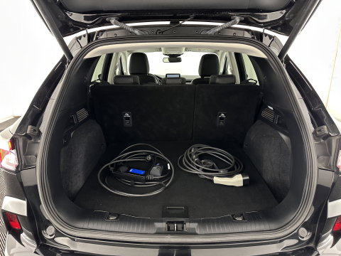 Ford Kuga 2.5 PHEV Vignale (Plug-in) (INCL-BTW) Aut. *LEATHER | ADAPTIVE-CRUISE | FULL-LED | DIGI-COCKPIT | KEYLESS | DAB | CARPLAY | NAVI-FULLMAP | MEMORY-PACK | HEATED-COMFORTSEATS | PRIVACYGLASS | TOWBAR | 18''ALU*