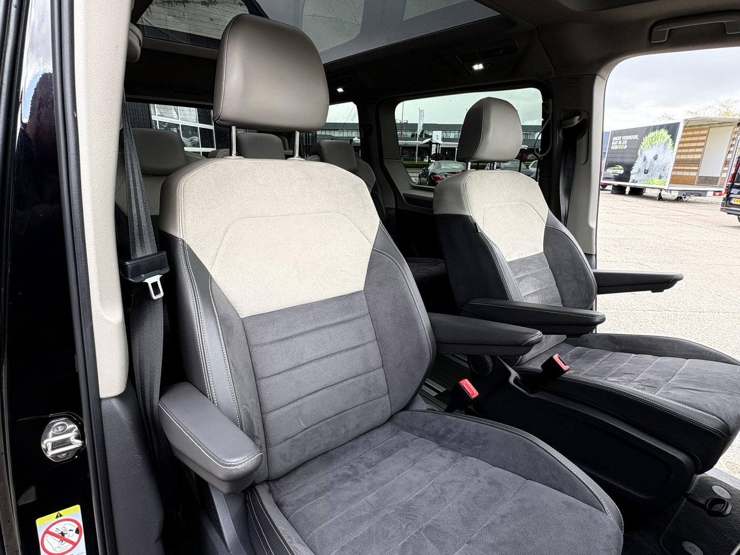 Volkswagen Multivan 1.4 eHybrid L2H1 Style PANO | ALCANTARA | HOUTEN VLOER | STUURVERWARMING | ELEK DEUREN