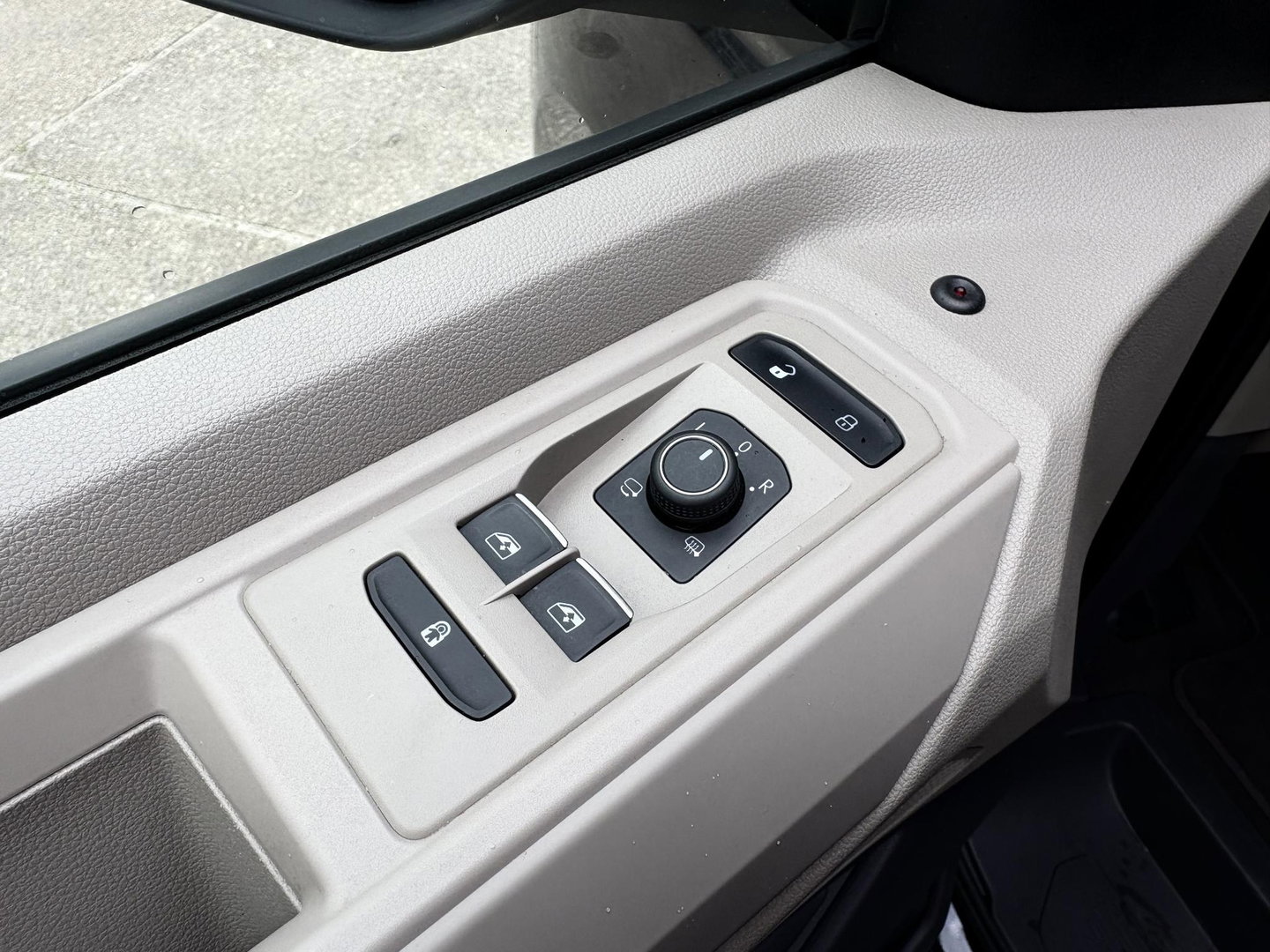 Volkswagen Multivan 1.4 eHybrid L2H1 Style PANO | ALCANTARA | HOUTEN VLOER | STUURVERWARMING | ELEK DEUREN