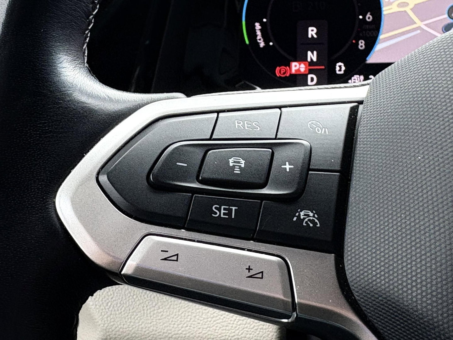 Volkswagen Multivan 1.4 eHybrid L2H1 Style PANO | ALCANTARA | HOUTEN VLOER | STUURVERWARMING | ELEK DEUREN