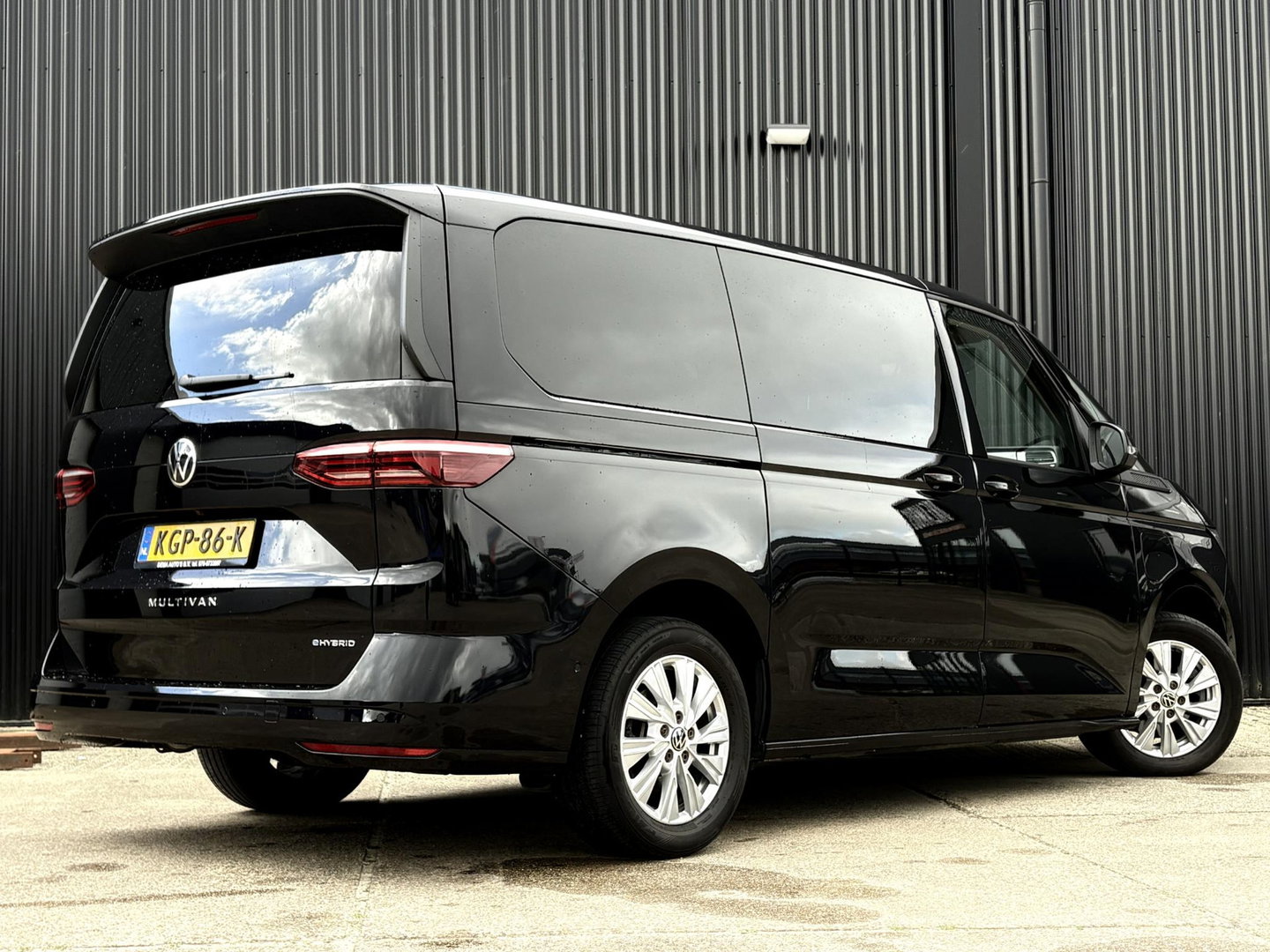 Volkswagen Multivan 1.4 eHybrid L2H1 Style PANO | ALCANTARA | HOUTEN VLOER | STUURVERWARMING | ELEK DEUREN