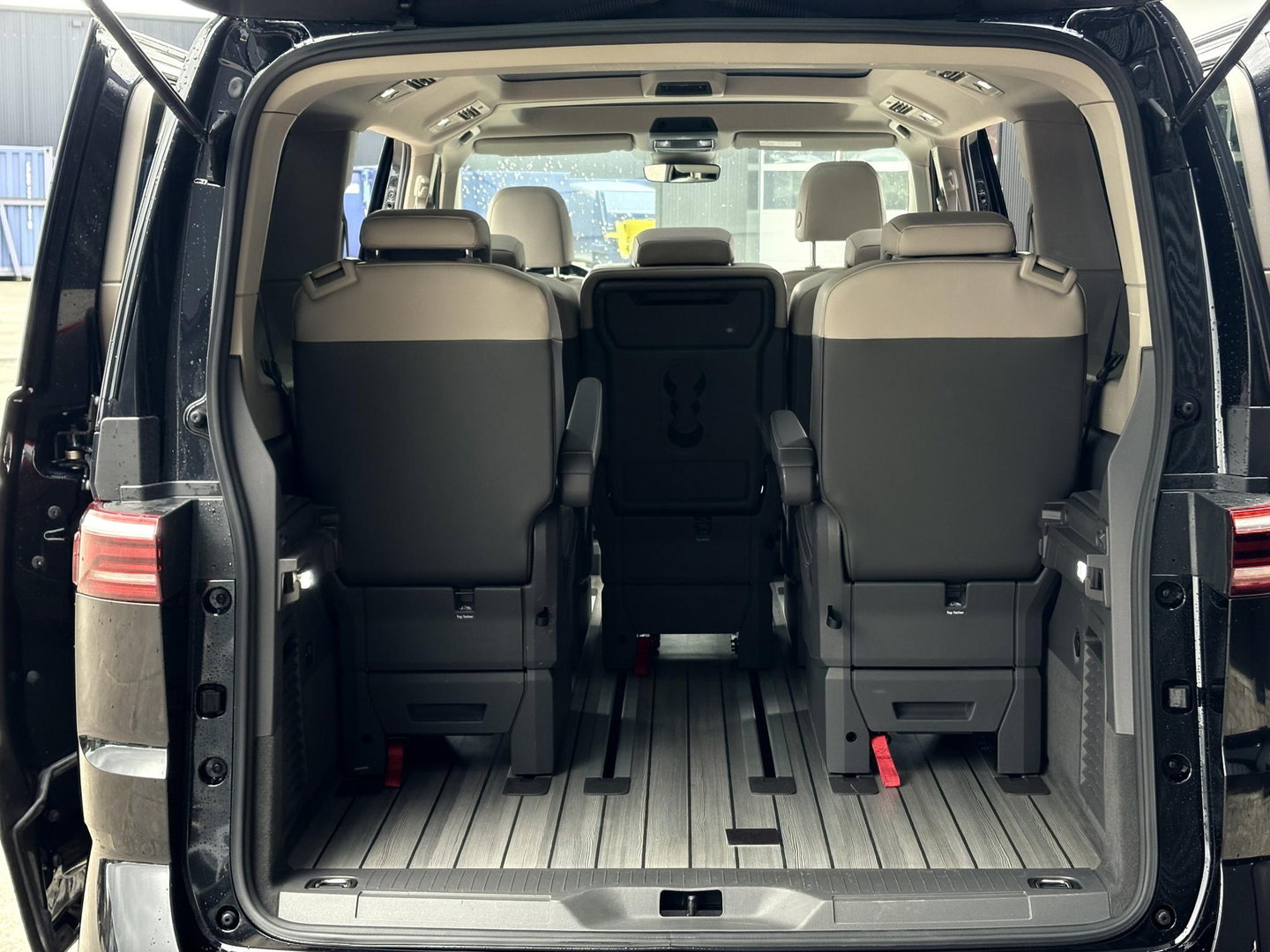 Volkswagen Multivan 1.4 eHybrid L2H1 Style PANO | ALCANTARA | HOUTEN VLOER | STUURVERWARMING | ELEK DEUREN