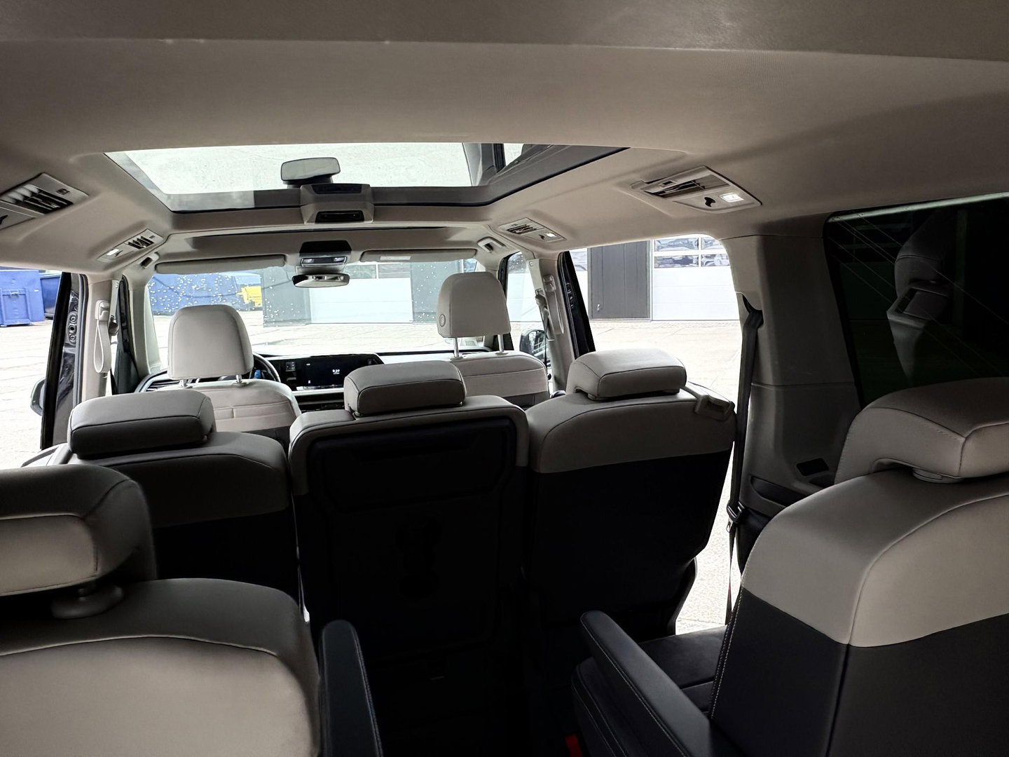 Volkswagen Multivan 1.4 eHybrid L2H1 Style PANO | ALCANTARA | HOUTEN VLOER | STUURVERWARMING | ELEK DEUREN