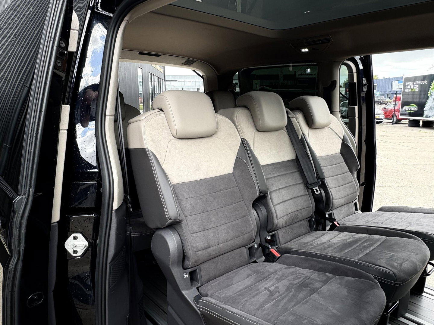Volkswagen Multivan 1.4 eHybrid L2H1 Style PANO | ALCANTARA | HOUTEN VLOER | STUURVERWARMING | ELEK DEUREN