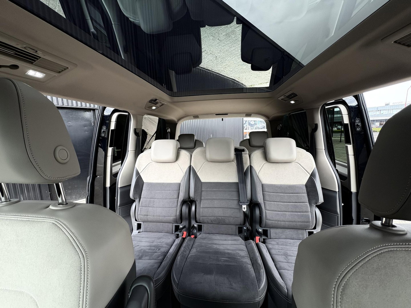 Volkswagen Multivan 1.4 eHybrid L2H1 Style PANO | ALCANTARA | HOUTEN VLOER | STUURVERWARMING | ELEK DEUREN