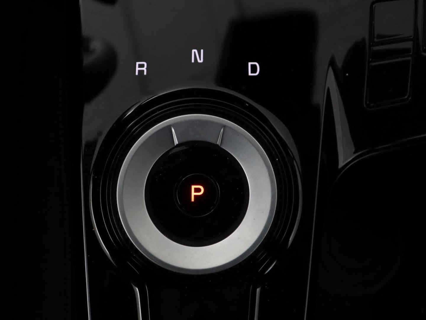 Kia Sportage 1.6 T-GDi Plug-in Hybrid AWD DynamicLine | SOH 97,2% | Camera | Carplay | Adaptive cruise | Navigatie | 19'' | Full LED | Climate control | PHEV