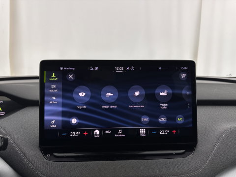 Škoda Enyaq iV 60 [ 3-Fase-11kW ] {SOH-88%} (INCL-BTW) *LEATHER-FABRIC | FULL-LED | DIGI-COCKPIT | CAMERA | KEYLESS | NAVI-FULLMAP | AMBIENTLIGHT | ECC | HEATED-COMFORTSEATS | PRIVACY-GLASS | DAB+ | PDC | CRUISE | 19"ALU*