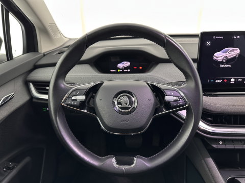 Škoda Enyaq iV 60 [ 3-Fase-11kW ] {SOH-88%} (INCL-BTW) *LEATHER-FABRIC | FULL-LED | DIGI-COCKPIT | CAMERA | KEYLESS | NAVI-FULLMAP | AMBIENTLIGHT | ECC | HEATED-COMFORTSEATS | PRIVACY-GLASS | DAB+ | PDC | CRUISE | 19"ALU*