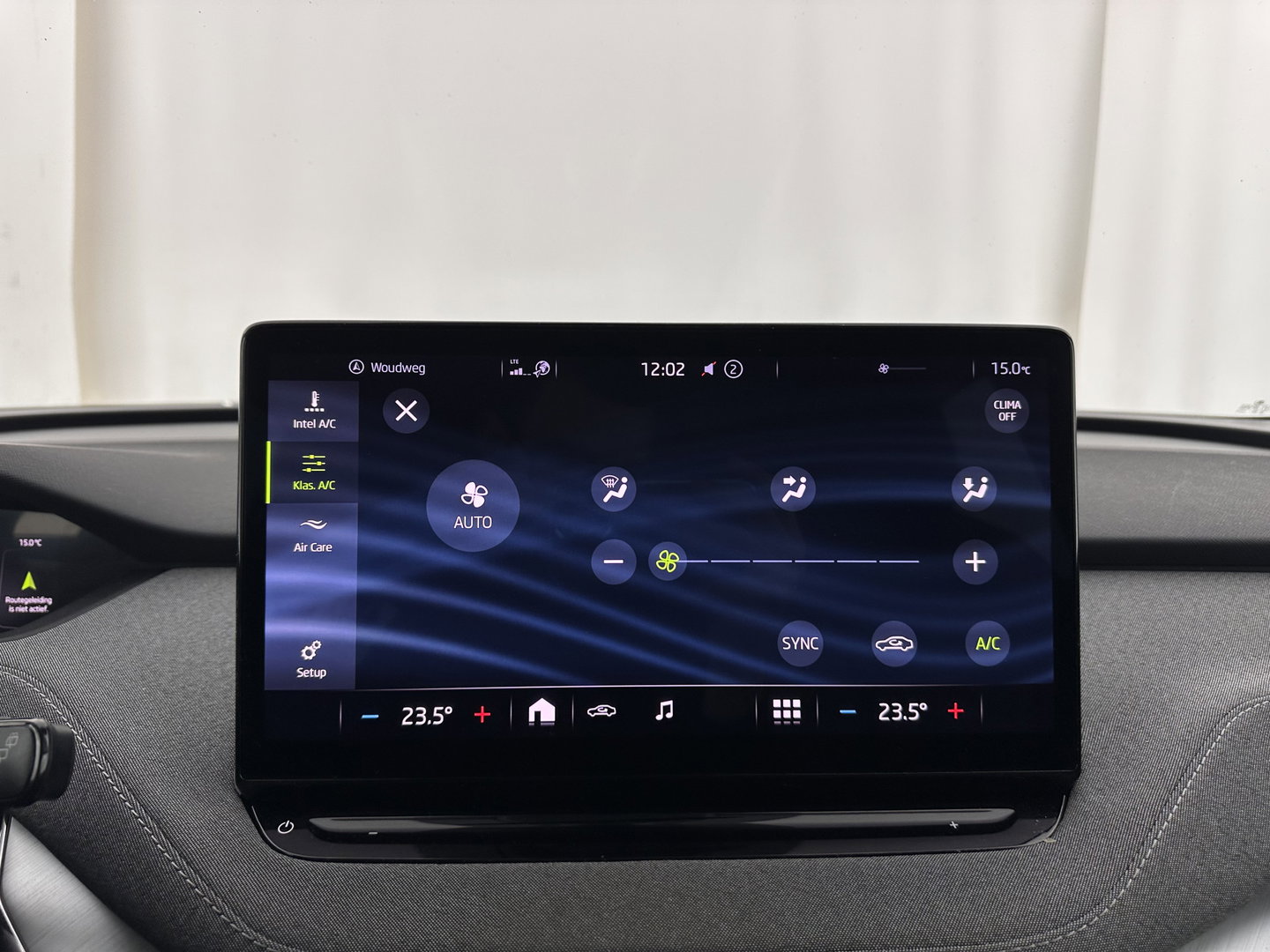 Škoda Enyaq iV 60 [ 3-Fase-11kW ] {SOH-88%} (INCL-BTW) *LEATHER-FABRIC | FULL-LED | DIGI-COCKPIT | CAMERA | KEYLESS | NAVI-FULLMAP | AMBIENTLIGHT | ECC | HEATED-COMFORTSEATS | PRIVACY-GLASS | DAB+ | PDC | CRUISE | 19"ALU*