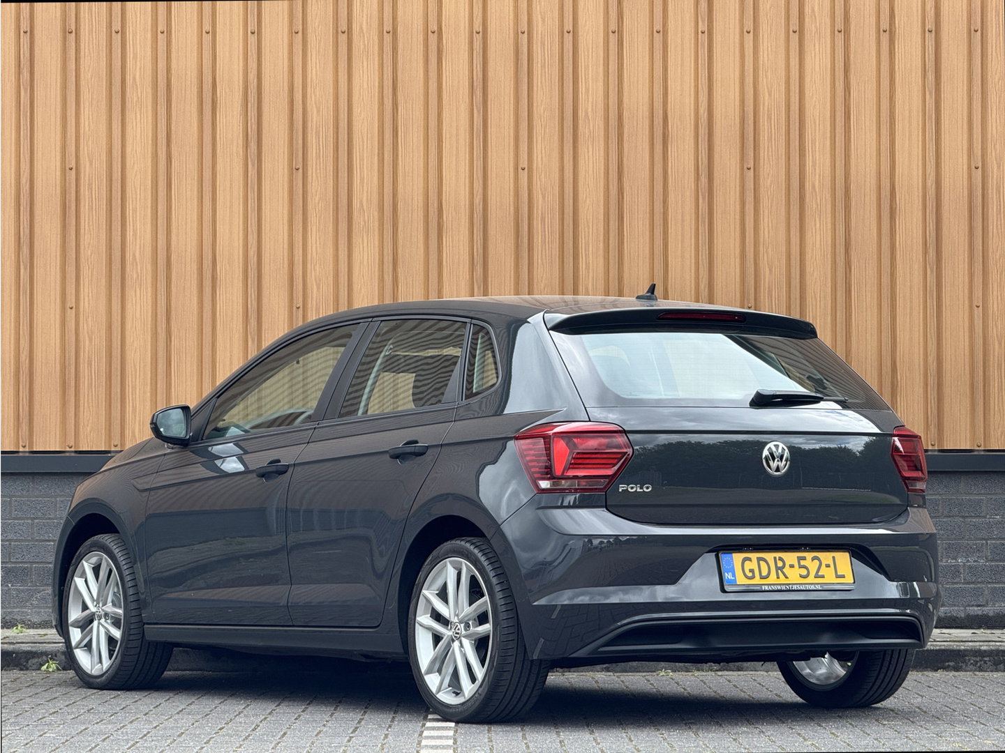 Volkswagen Polo 1.6 TDI | Bluetooth | Radio / CD | Centrale Deurvergrendeling | Isofix | Automatische Verlichting | Start Stop |