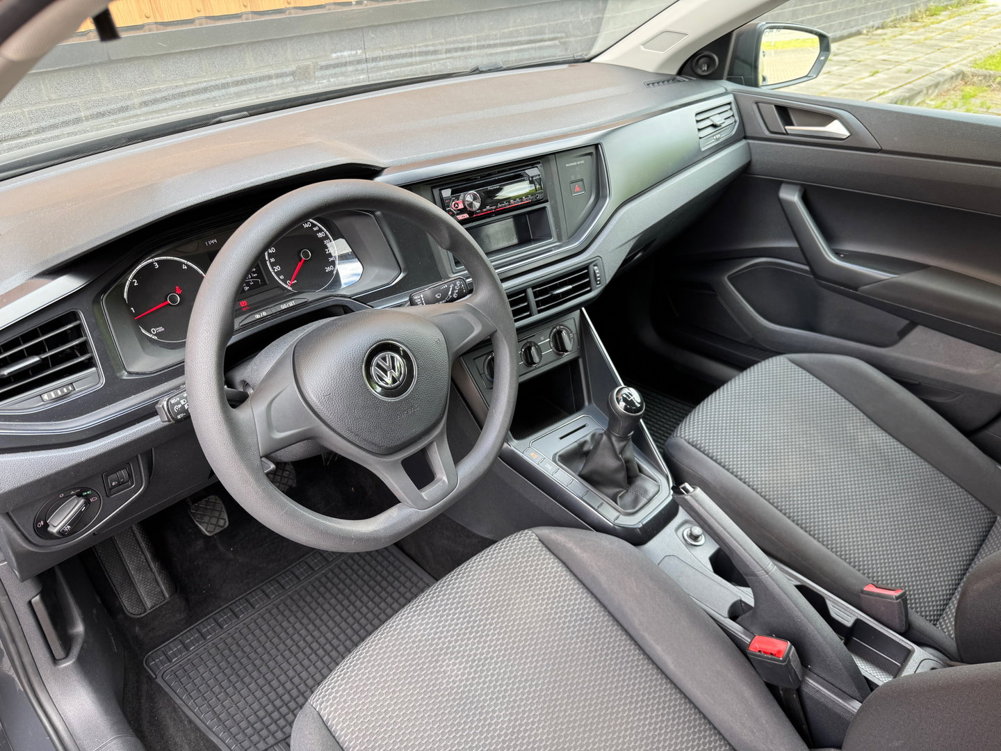 Volkswagen Polo 1.6 TDI | Bluetooth | Radio / CD | Centrale Deurvergrendeling | Isofix | Automatische Verlichting | Start Stop |