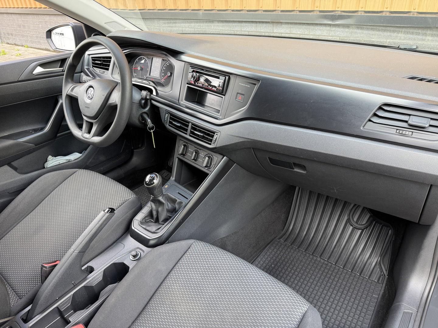 Volkswagen Polo 1.6 TDI | Bluetooth | Radio / CD | Centrale Deurvergrendeling | Isofix | Automatische Verlichting | Start Stop |