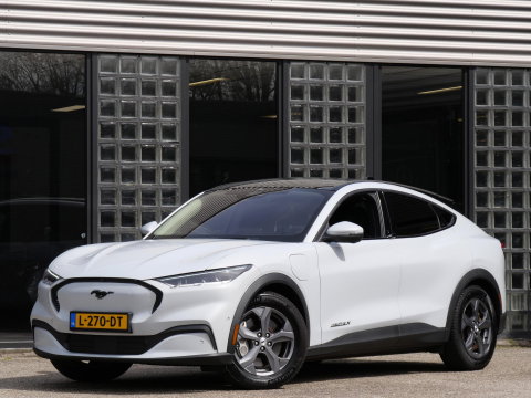 Ford Mustang Mach-E EXTENDED RWD 98kWh/ TECHNOLOGY PACK PLUS/ 4 NIEUWE ALL-SEASON BANDEN/ SOH 93%