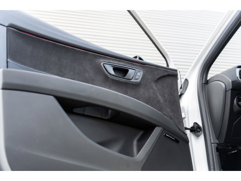 SEAT Leon 2.0 TSI CUPRA VIRTUAL BREMBO SCHAAL CARBON R PACK
