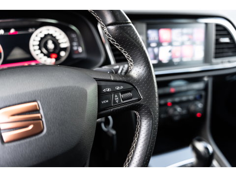 SEAT Leon 2.0 TSI CUPRA VIRTUAL BREMBO SCHAAL CARBON R PACK