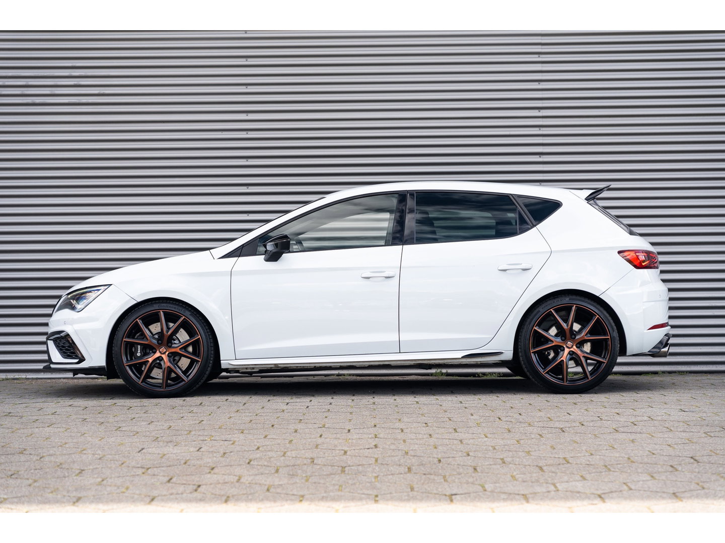SEAT Leon 2.0 TSI CUPRA VIRTUAL BREMBO SCHAAL CARBON R PACK