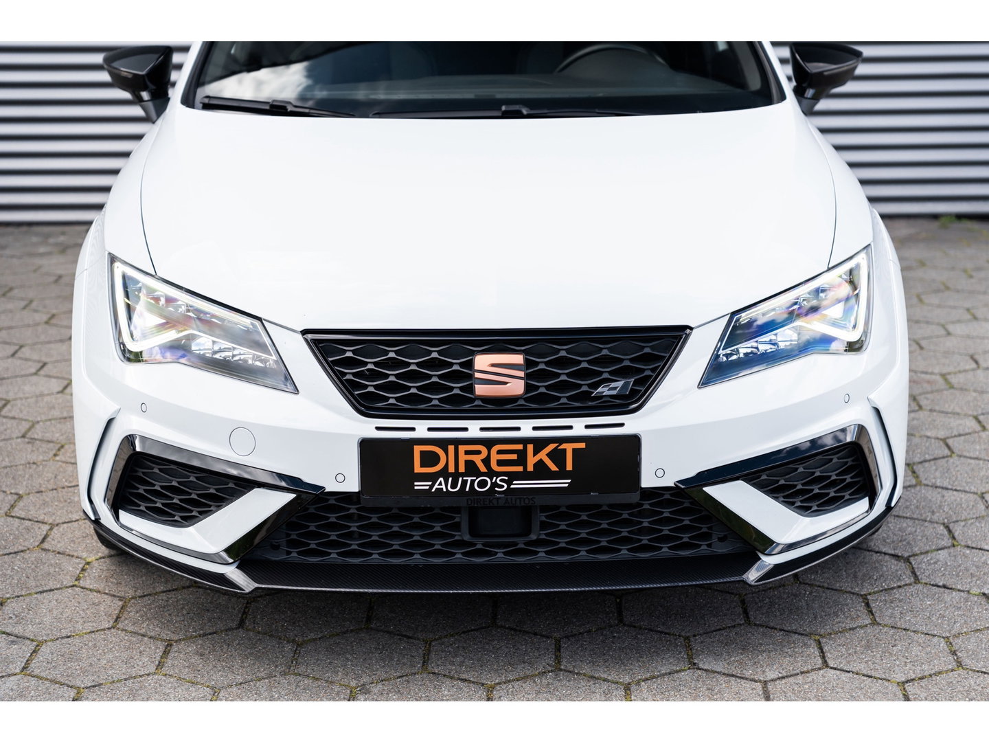 SEAT Leon 2.0 TSI CUPRA VIRTUAL BREMBO SCHAAL CARBON R PACK