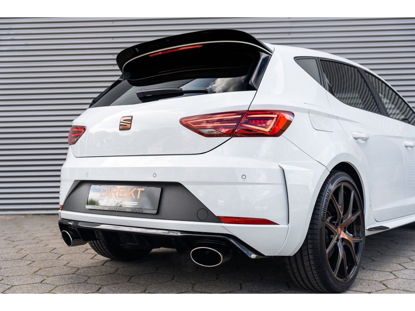 SEAT Leon 2.0 TSI CUPRA VIRTUAL BREMBO SCHAAL CARBON R PACK