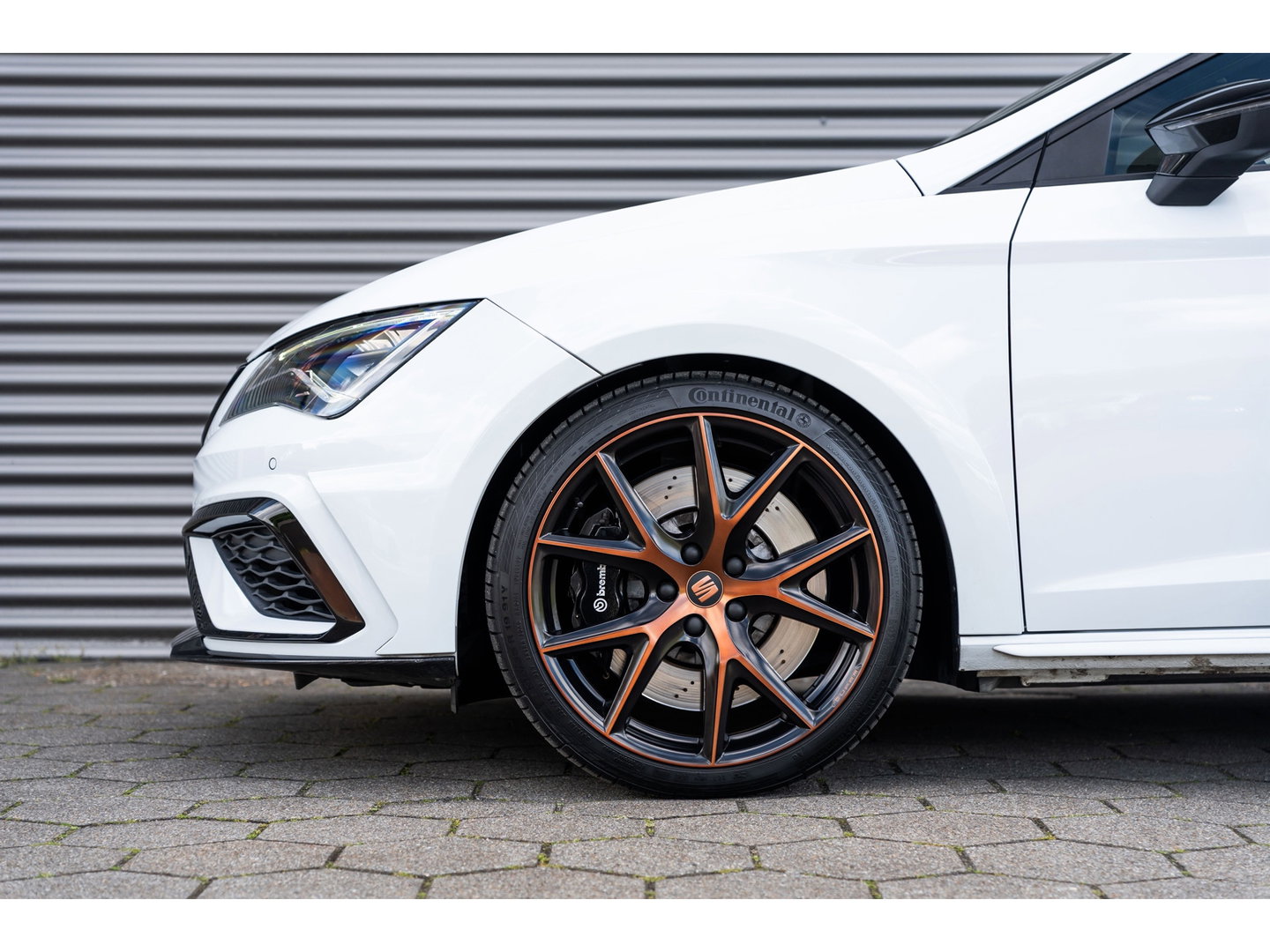 SEAT Leon 2.0 TSI CUPRA VIRTUAL BREMBO SCHAAL CARBON R PACK