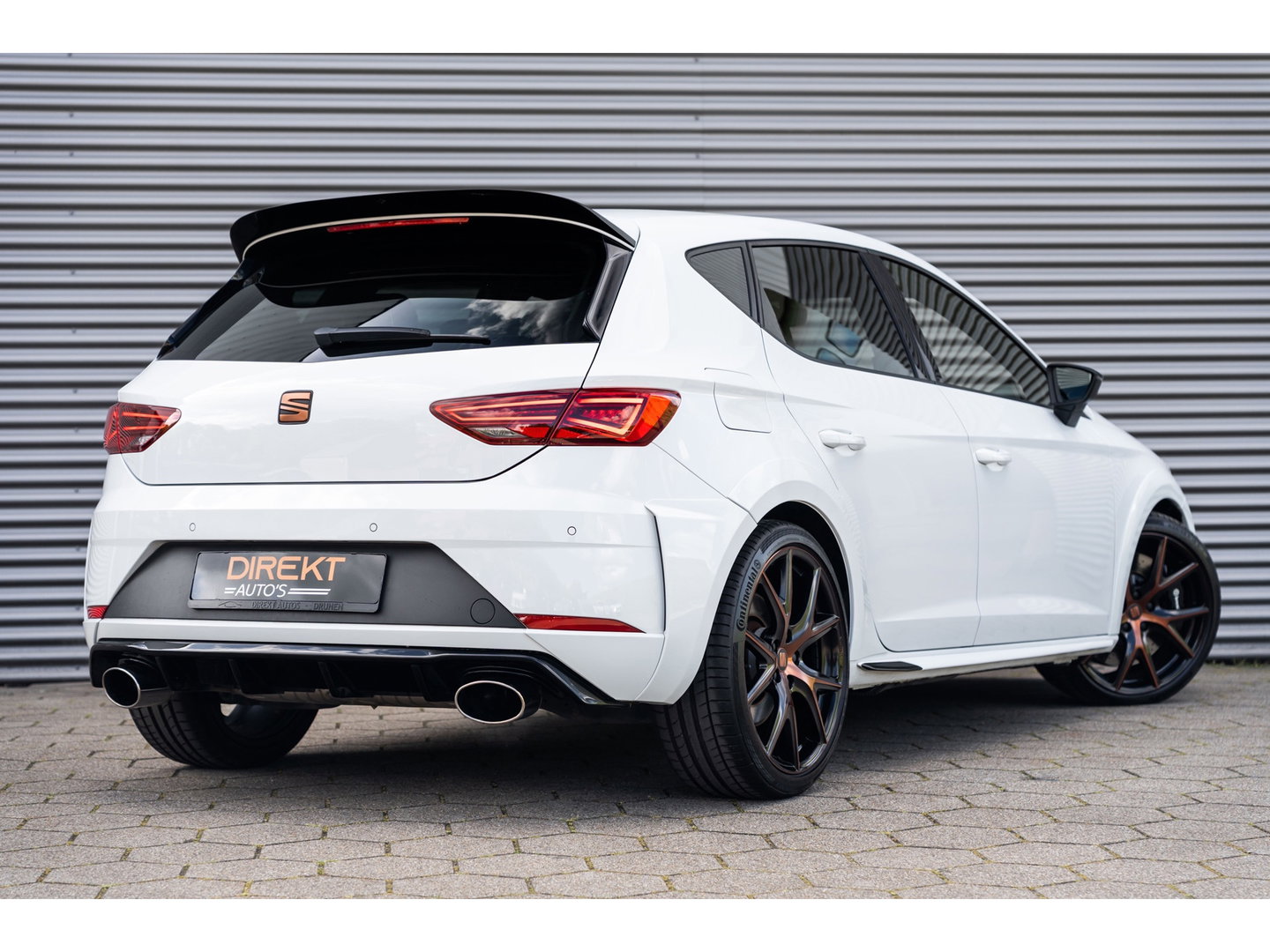 SEAT Leon 2.0 TSI CUPRA VIRTUAL BREMBO SCHAAL CARBON R PACK