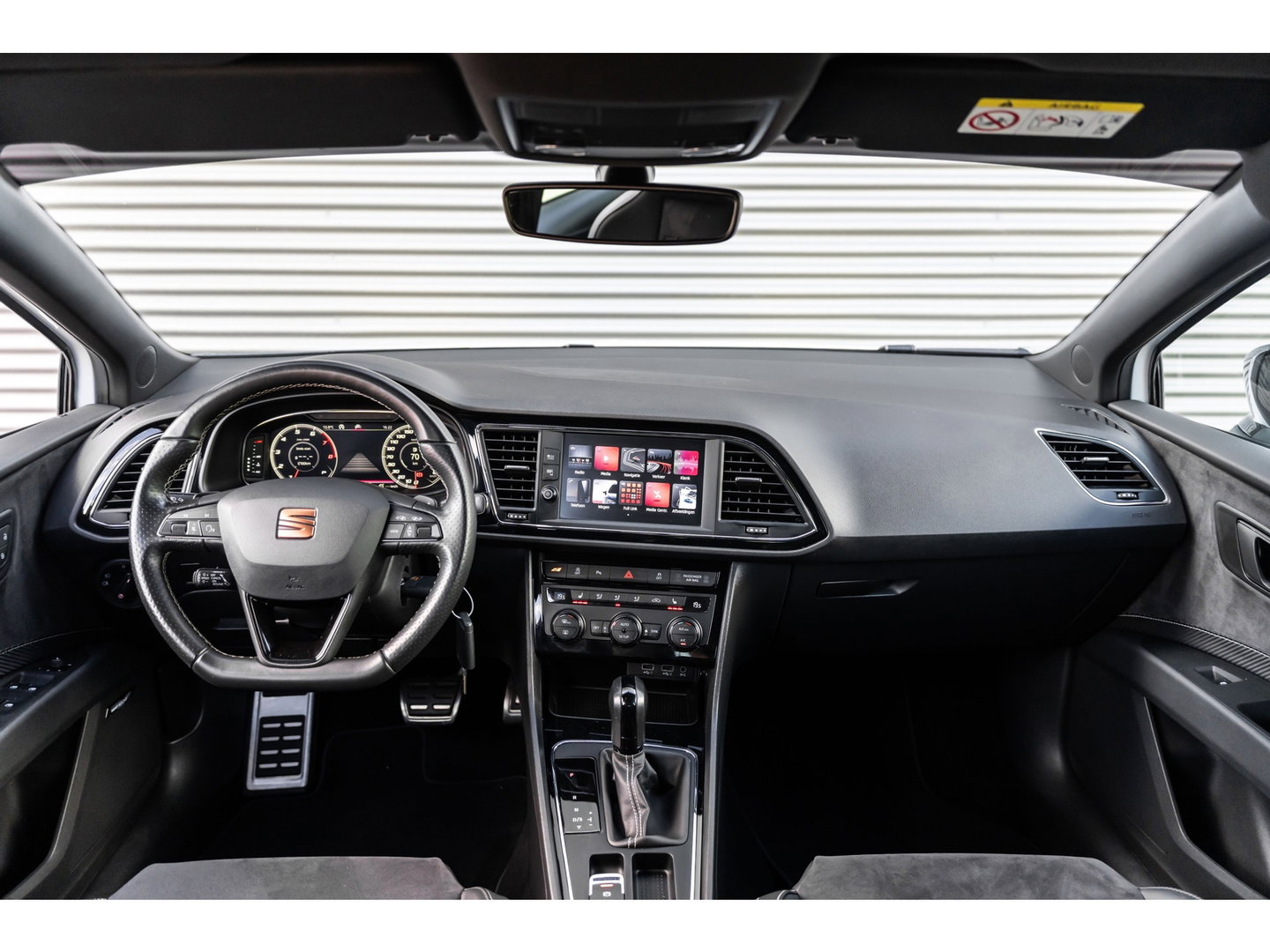 SEAT Leon 2.0 TSI CUPRA VIRTUAL BREMBO SCHAAL CARBON R PACK