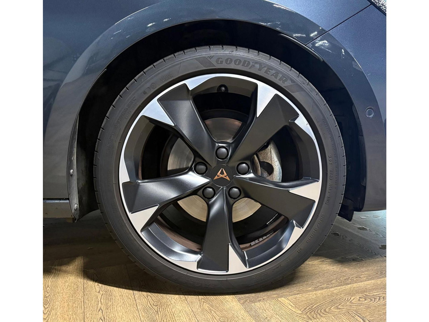 CUPRA Leon 1.5 eTSI PANO KEYLESS MEMORY VOL'