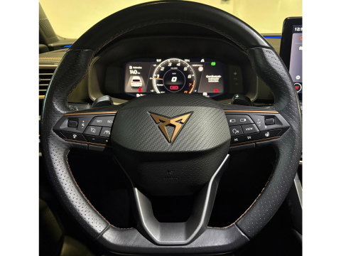 CUPRA Leon 1.5 eTSI PANO KEYLESS MEMORY VOL'