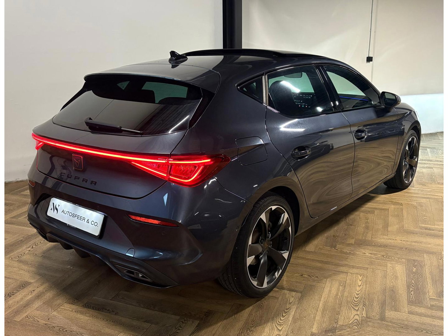 CUPRA Leon 1.5 eTSI PANO KEYLESS MEMORY VOL'