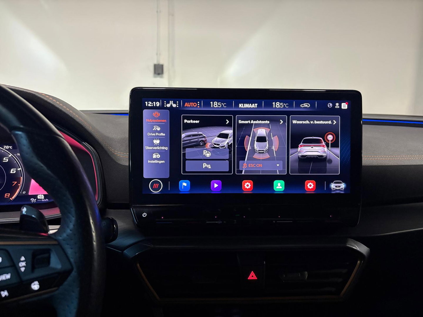 CUPRA Leon 1.5 eTSI PANO KEYLESS MEMORY VOL'