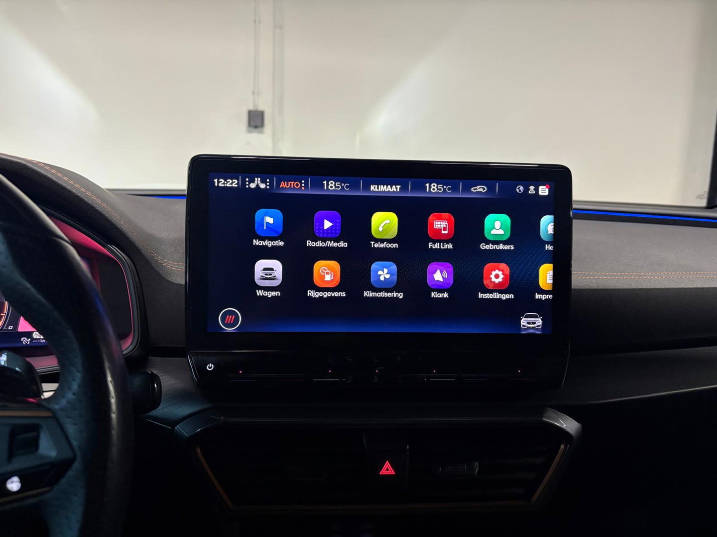 CUPRA Leon 1.5 eTSI PANO KEYLESS MEMORY VOL'