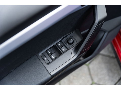 SEAT Ibiza 1.5 TSI FR BLACK EDITION PANO VIRTUAL CAMERA